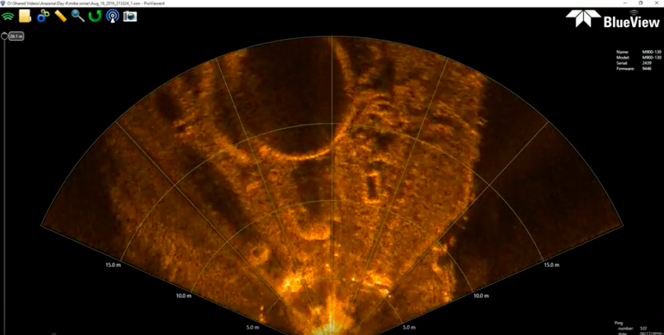 Sonar image on a screen 