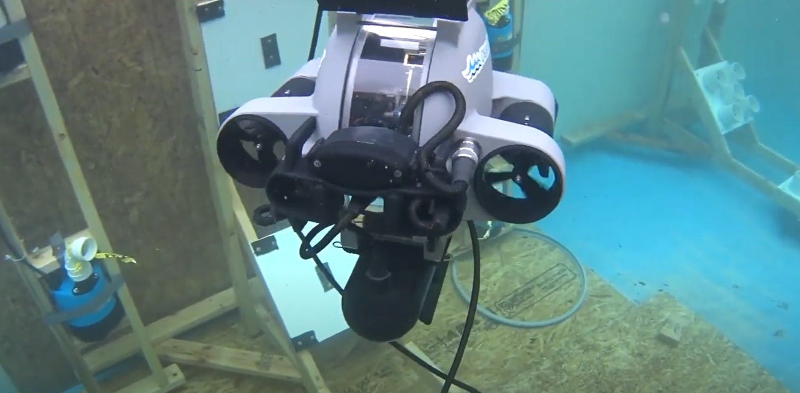 Deep Trekker DTG3 underwater during robot testing 